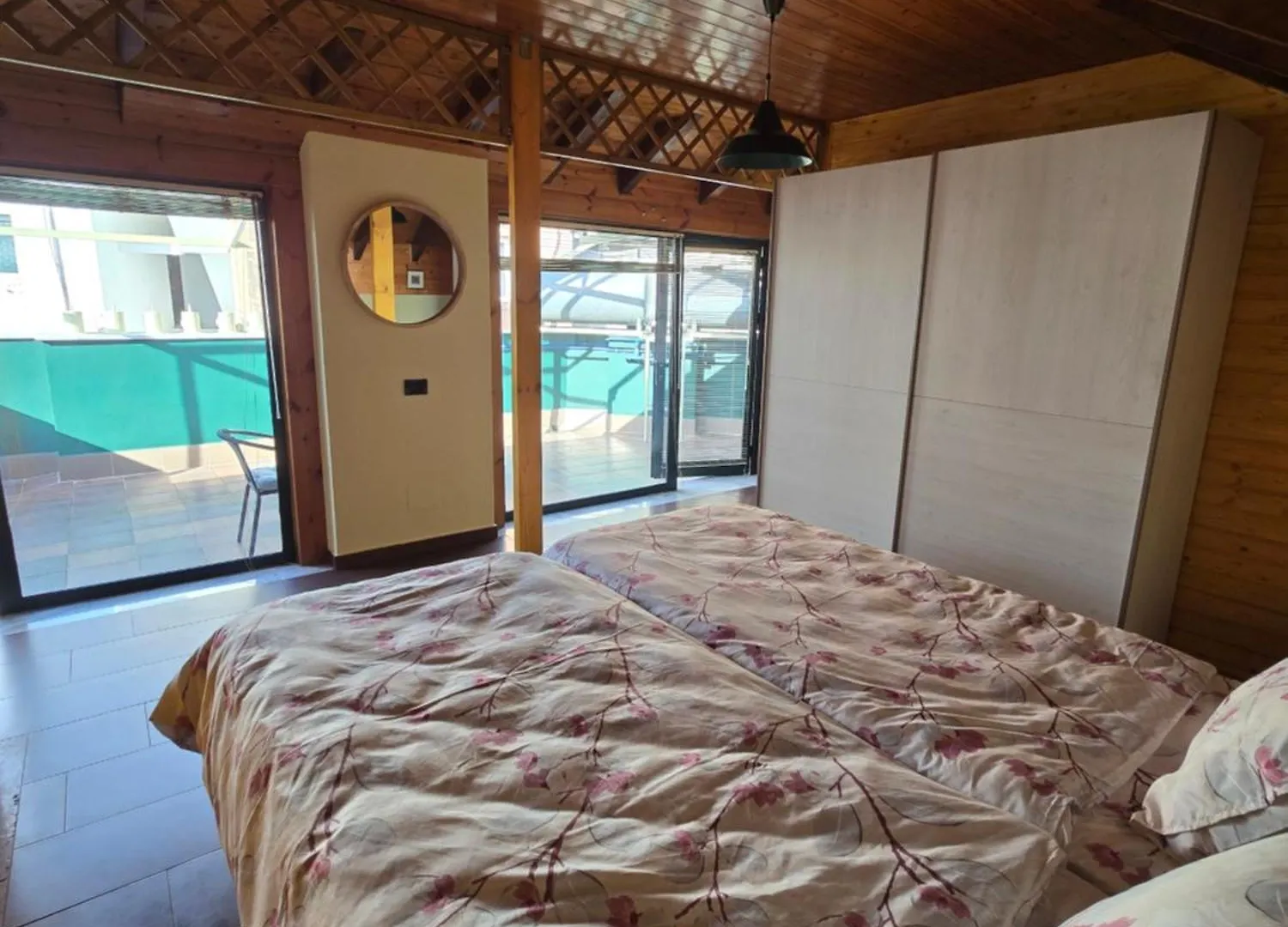Cozy Attic Apartment Tirana Albanie