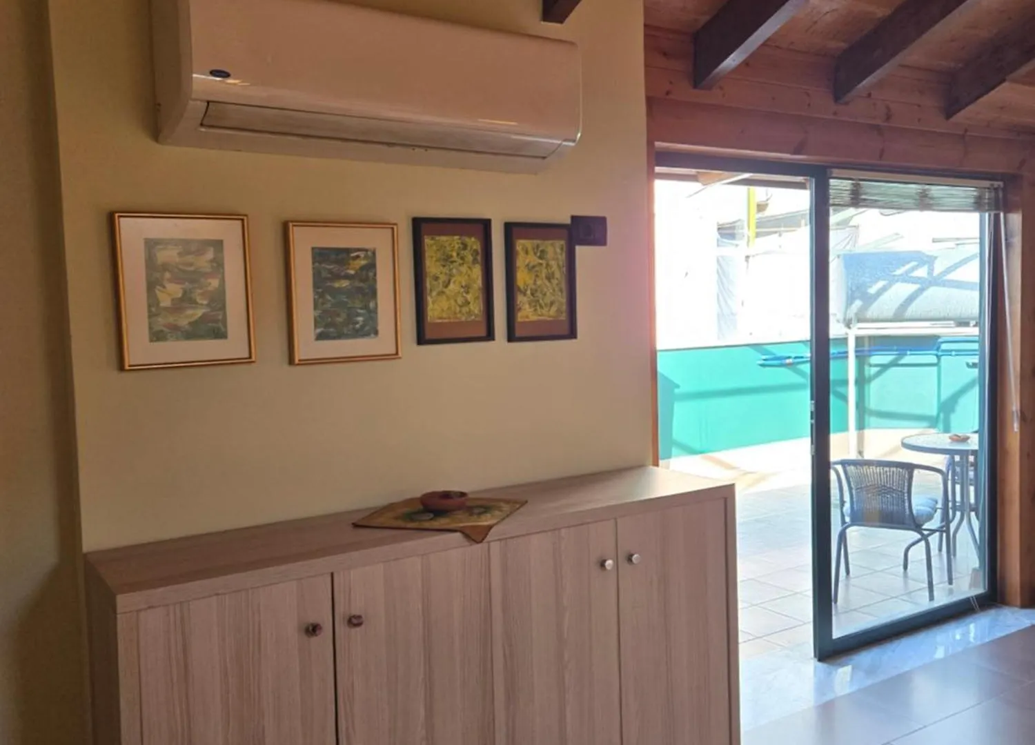 Cozy Attic Apartment Tirana 0*,